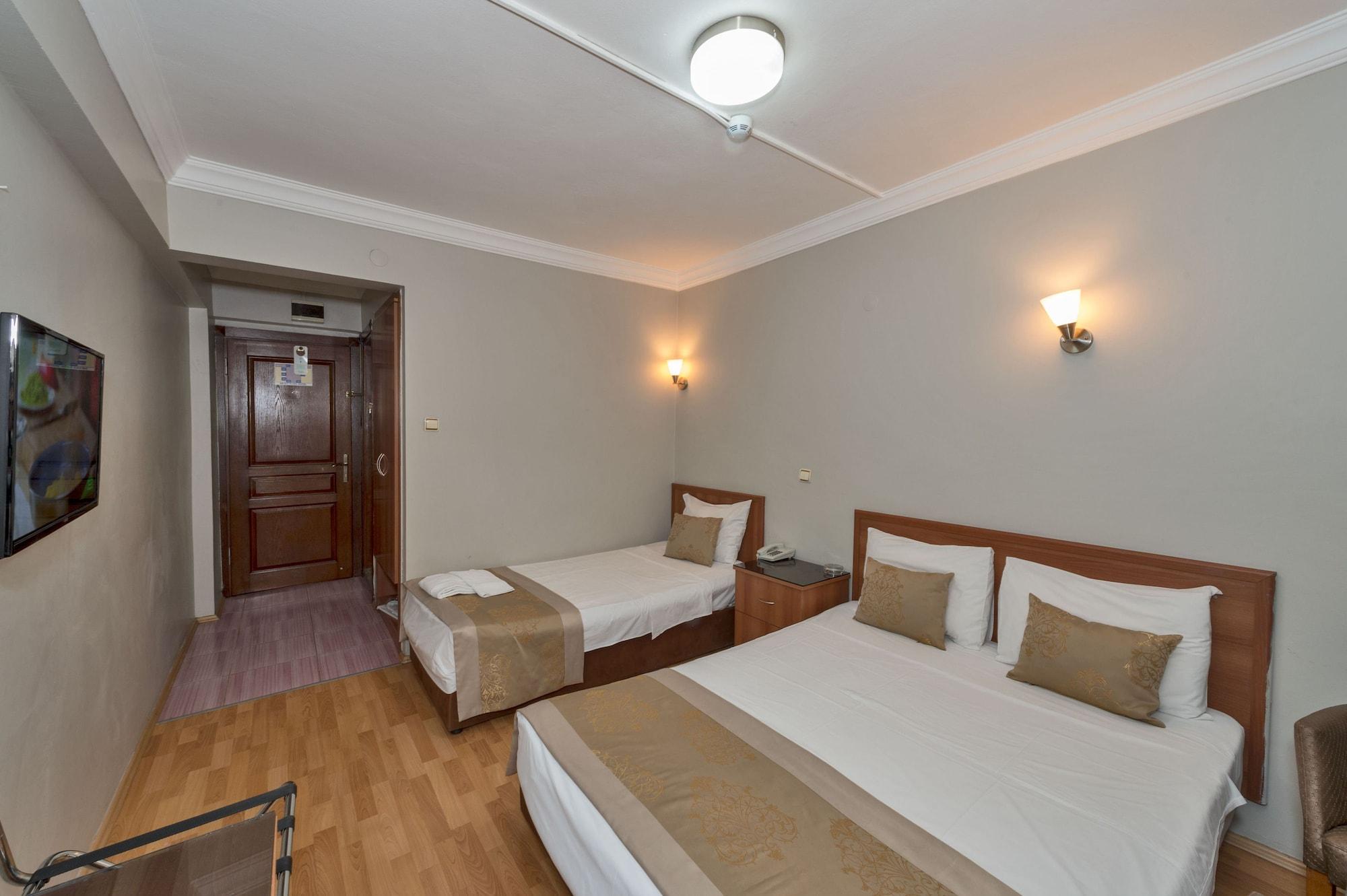 Beyaz Kugu Hotel Estambul Exterior foto